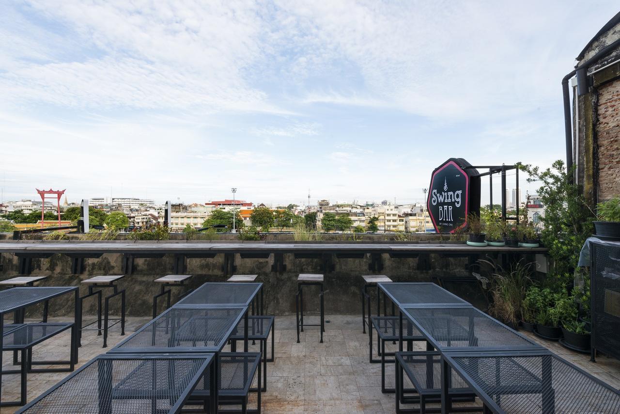 Chingcha Bangkok Hostel Exterior photo